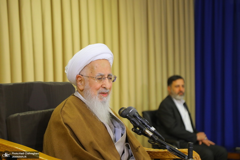 عمامه گذاری طلاب در روز عید مبعث توسط مراجع عظام تقلید‎‎