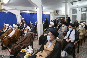 رونمایی از کتاب های «المکاسب المحرمه» و«ملحق العروه الوثقی» تالیف آیت الله العظمی صانعی(ره)