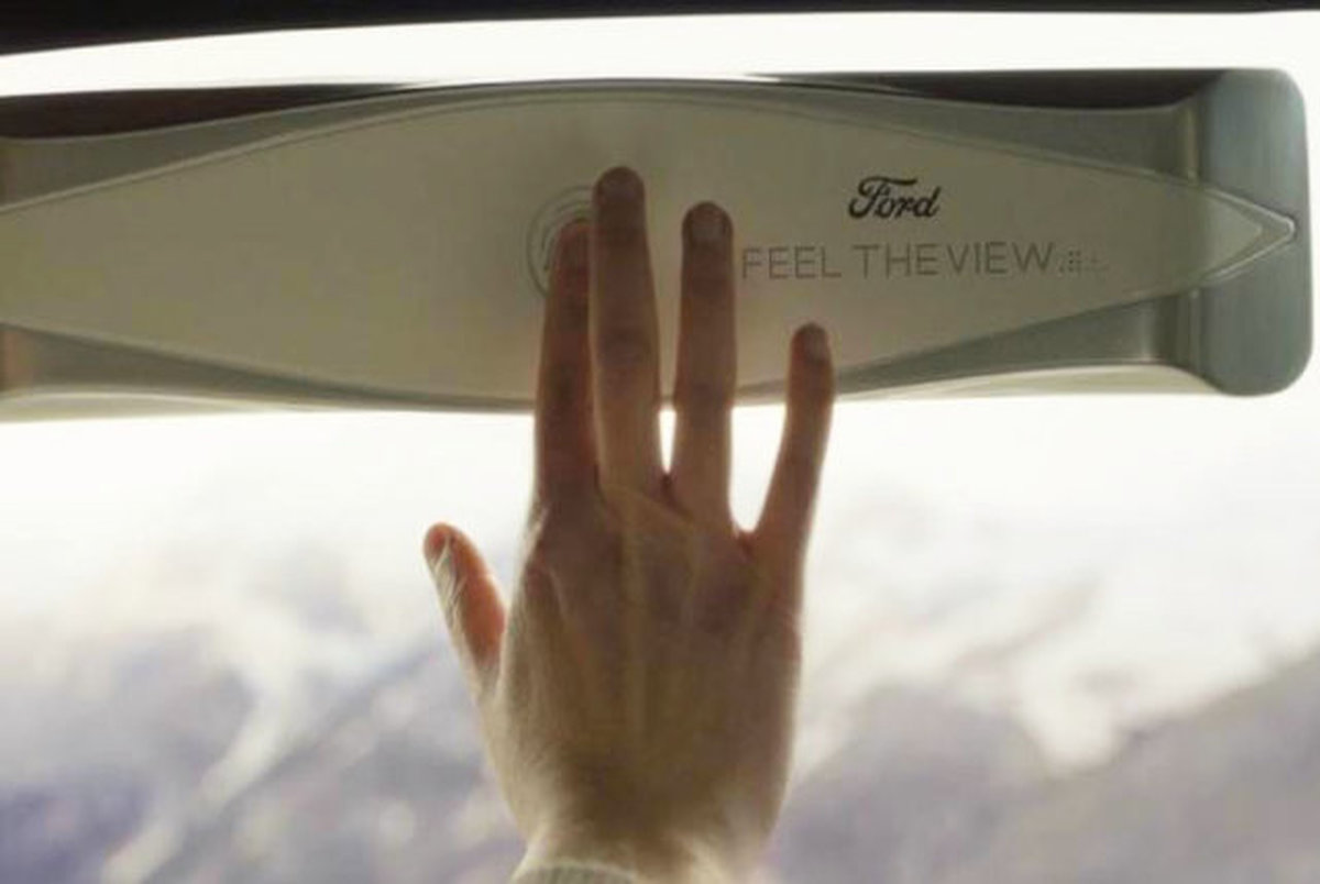 این پنجره هوشمند مناظر بیرونی خودرو را به نابینایان نشان می‌دهد!
