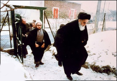 Imam Khomeini's message to the Christians all over the world