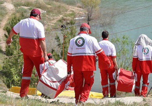 سه نفر گرفتار در رودخانه کرتول ملکشاهی نجات یافتند