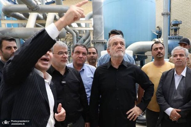 پزشکیان به استان البرز سفر کرد/ گزارش تصویری