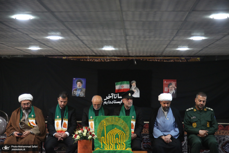 دیدار خادمان امام رضا (ع) با خانواده های شهدای شهرستان فسا
