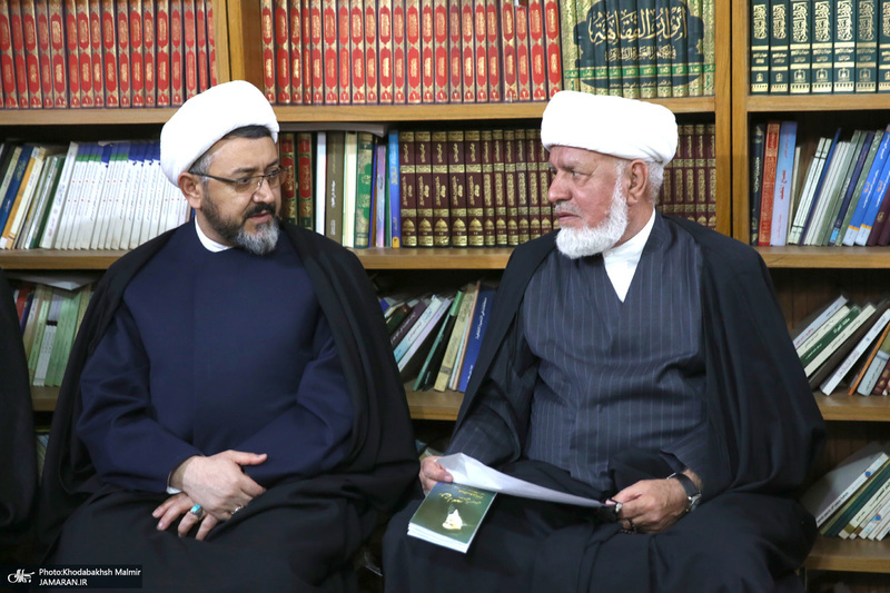 دیدار علی کمساری با شیخ ابوخوله رئیس مدرسه امام خمینی و علوم اسلامی در نجف اشرف