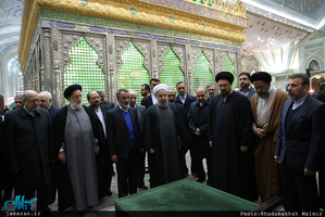 تجدید میثاق رئیس جمهور و اعضای هیئت دولت با آرمان های حضرت امام(س) 