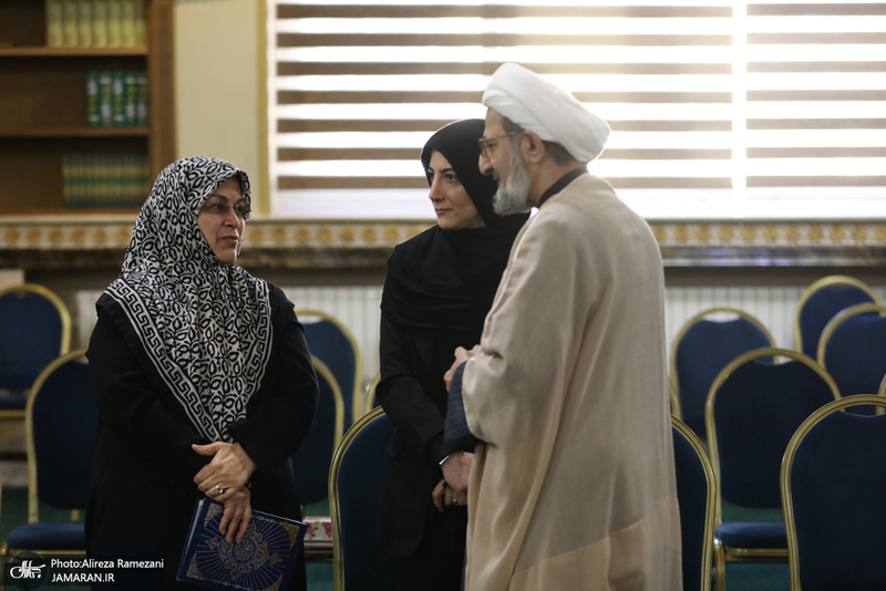 مراسم اولین سالگرد درگذشت سیده زهرا شجاعی