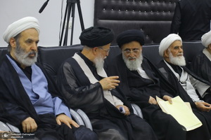 سفر رئیس جمهوری به قم و دیدار با مراجع و علما -3