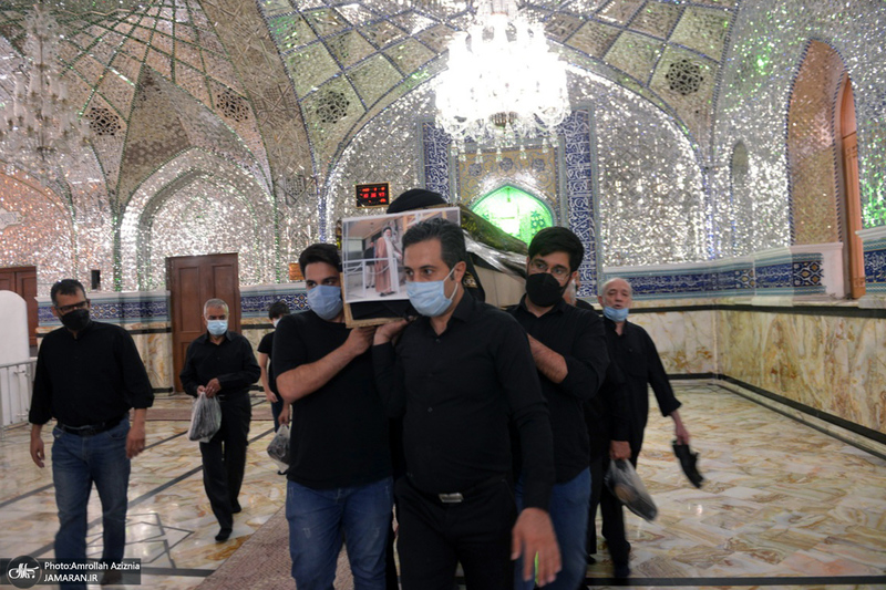 مراسم خاکسپاری حجت الاسلام و المسلمین محتشمی پور(ره) در حرم شاه عبدالعظیم الحسنی(ع)