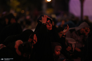 احیای شب بیست و سوم ماه مبارک رمضان در میدان فلسطین