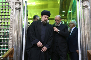 تجدیدمیثاق رئیس و جمعی از کارکنان بنیاد مستضعفان با امام راحل