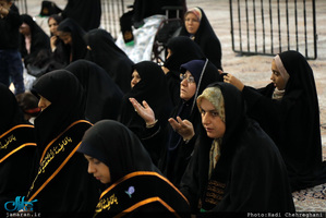 آیین افتتاح رادیو محرم با حضور آیت الله العظمی مکارم شیرازی