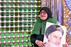 مراسم بزرگداشت 12 بهمن در حرم امام خمینی (س)