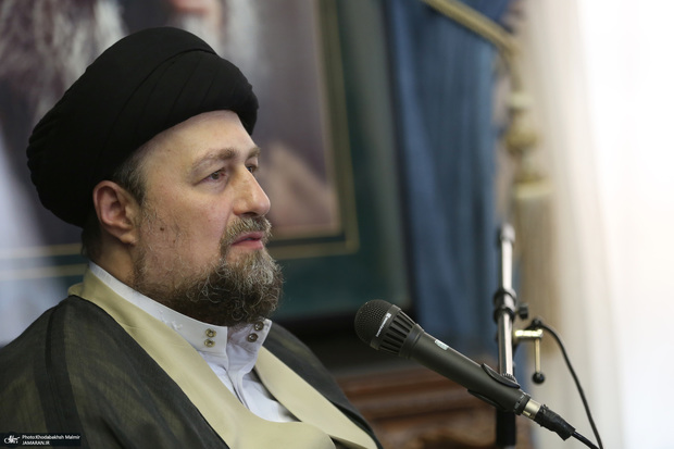 سید حسن خمینی: پست‌ها به کسی وفا نمی‌کند/ بهانه برای انجام ندادن کارها زیاد است؛ «نشد» و «نگذاشتند» را همیشه می‌توان به زبان آورد! مدیر توانمند کسی است که با وجود موانع بتواند کارها را جلو ببرد