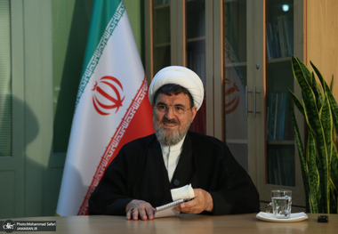  رحمانی: آیت‌الله خامنه‌ای تا آخرین نفس امام را از یاد نبرد
