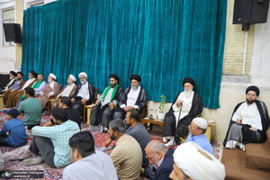 مراسم جشن عید غدیر و عمامه‌گذاری طلاب در بیت مراجع  تقلید و علما