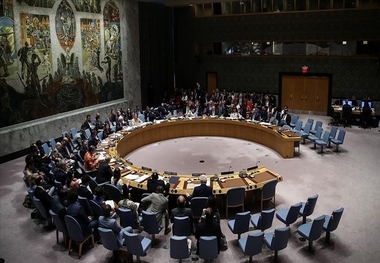 ببینید/ نماینده رژیم صهیونیستی نشست شورای امنیت به ریاست روسیه را ترک کرد