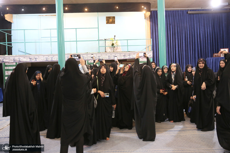 بازدید جمعی از دانشجویان دانشگاه فرهنگیان سراسر کشور از جماران