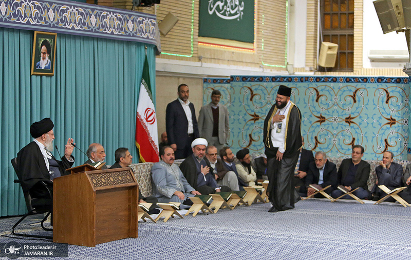 دیدار شرکت‌کنندگان در مسابقات بین‌المللی قرآن با رهبر معظم انقلاب