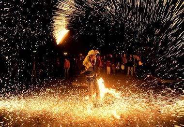 چهارشنبه سوری کانون انتشار کرونا در شیراز نشود