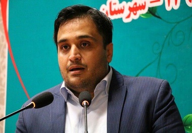 برخی مسئولان خبرنگاران را زینت مجالس می‌خواهند نه مطالبه‌گر