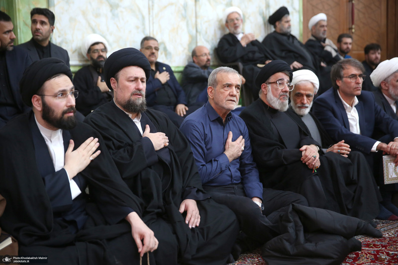 مراسم شب بیست و یکم ماه رمضان در حرم حضرت امام خمینی (س) 2