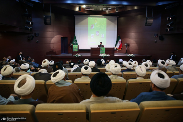  نشست «امام خمینی و حکمرانی بر محور نهج البلاغه» 