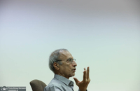 هادی خانیکی