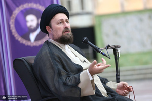 دیدار سرپرست و کارکنان موسسه تنظیم و نشر آثار امام خمینی(س) با سید حسن خمینی