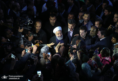 روحانی در جمع مردم روستای کردخیل مازندران