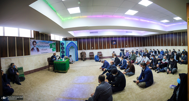 مراسم سالروز میلاد حضرت زهرا(س) و امام خمینی در موسسه تنظیم و نشر آثار امام خمینی(ره)
