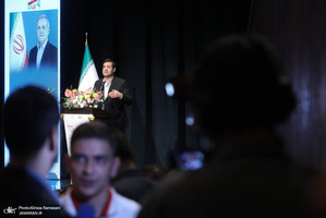 مراسم تجلیل از مدال آوران المپیک دانش آموزی