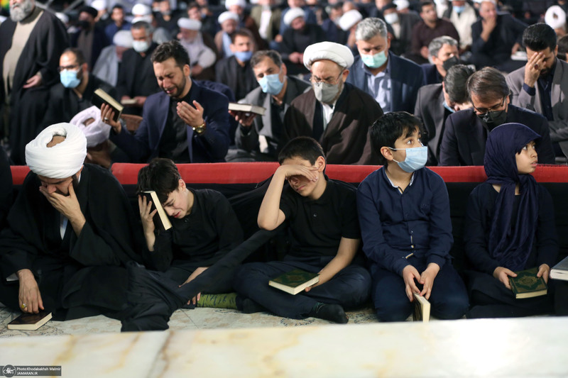 مراسم احیای شب بیست و یکم ماه رمضان در حرم مطهر امام خمینی (س)