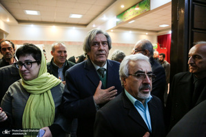 مراسم بزرگداشت پوران شریعت رضوی در کانون توحید