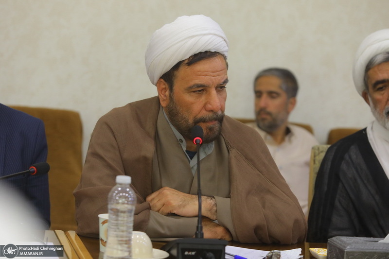 سفر رئیس جمهوری به قم و دیدار با مراجع و علما -2