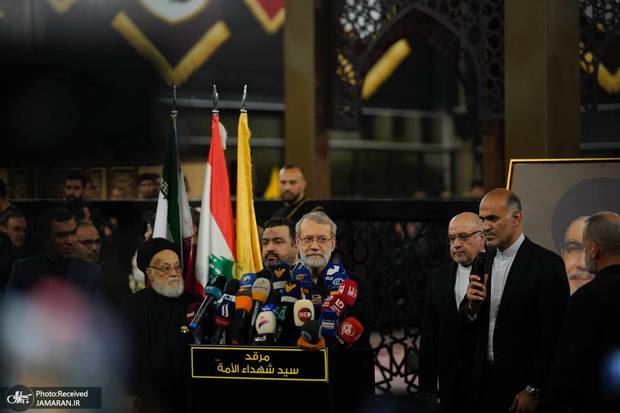 لاریجانی: برادران عزیز حزب الله! ممکن است به شما بی مهری و کینه ورزی کنند و این بخاطر تاثیر گذاری شماست/ همواره در کنار شما و حامی شما هستیم/ ما در امور کشورها دخالت نمی‌کنیم اما از جریانهای مقاومت حمایت می‌کنیم