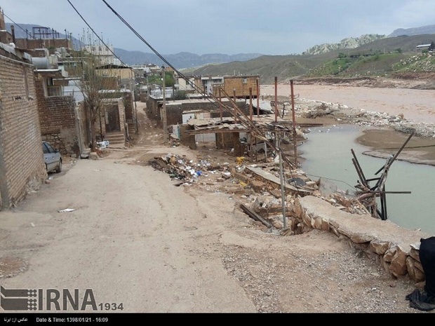 استاندارلرستان: نمایش همبستگی ملی بزرگترین دستاورد سیل است