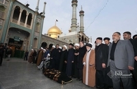 پیکر آیت الله روحانی در قم تشییع و تدفین شد (1)