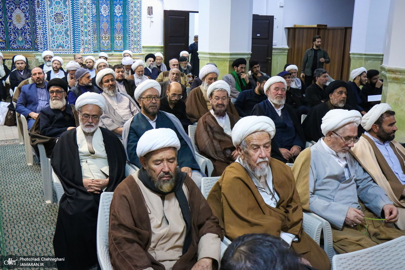 «مفتاح الهدایه فی شرح تحریر الوسیله» - 1