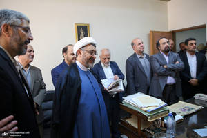 بازدید رئیس موسسه تنظیم و نشر آثار امام خمینی (س) از موسسه اطلاعات