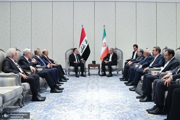 دیدار سران ایران و عراق در دوحه/  پزشکیان: مسلمانان به عنوان ید واحده، در عمل برای توقف جنایات رژیم صهیونیستی تلاش کنند/ السودانی: تلاش‌ها برای ایجاد موضع واحد کشورهای اسلامی در برابر اسرائیل، نباید به برگزاری نشست‌ها و صدور اعلامیه‌ها محدود شود