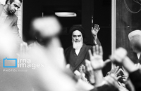 دیدار مردم با امام در مدرسه علوی (12)