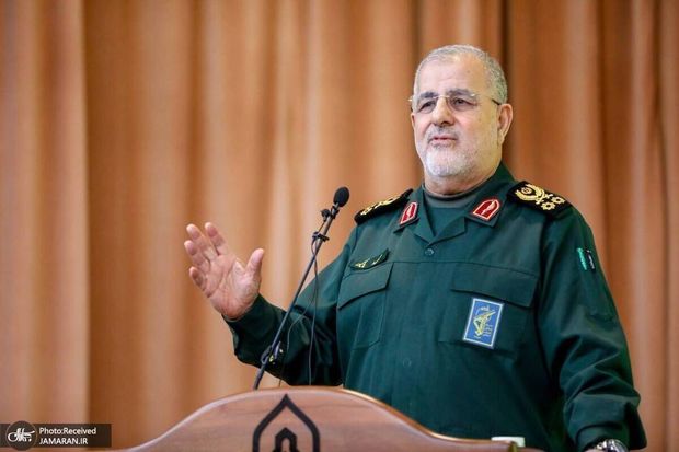 فرمانده کل سپاه: پاسداران انقلاب آماده اجرای دستور فرمانده معظم کل قوا هستند/ دشمنان از هر خطای محاسباتی بپرهیزند