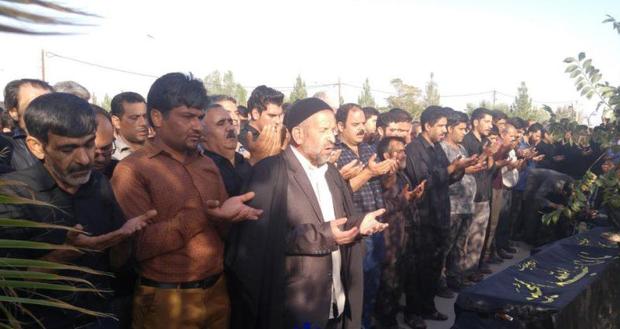 پیکر چهار زائر اربعین حسینی در روستای شمس آباد اردکان تشییع شد