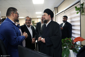 بازدید «سید حسن خمینی» از موسسه مطبوعاتی ایران