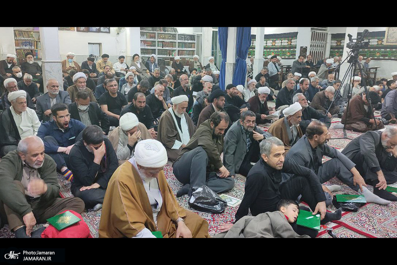 احیای شب بیست و یکم ماه مبارک رمضان در بیت آیت الله العظمی صانعی (ره)