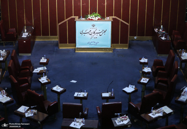 بیانیه مجلس خبرگان رهبری در مورد حجاب: دشمنان احساسات پاک جوانان به ویژه زنان و دختران عفیف ما را نشانه گرفتند/ مسئولان جهت مبارزه با هنجارشکنی­ های فرهنگی و به ویژه بی حجابی تلاش مضاعف کنند