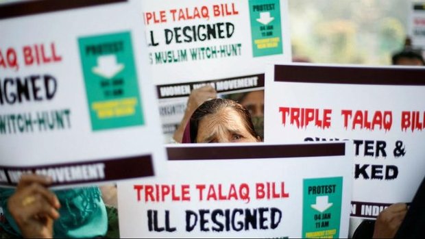 سه طلاقه کردن زنان مسلمان جرم است