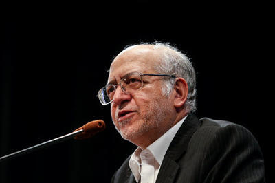 نعمت زاده: مسئله اشتغال جز با اعتماد به جوانان حل نخواهد شد