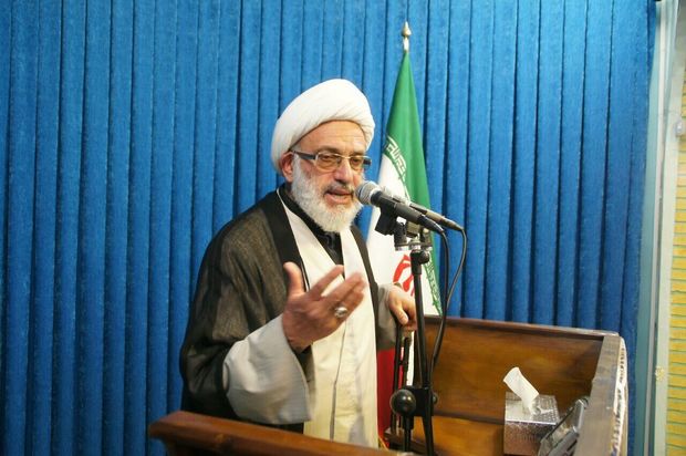 تحریم وزیر امور خارجه ایران نشانه ضعف آمریکا است