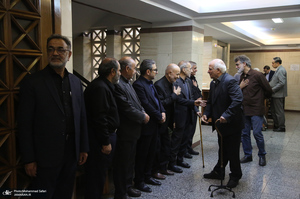 مجلس بزرگداشت خواهر هادی خانیکی